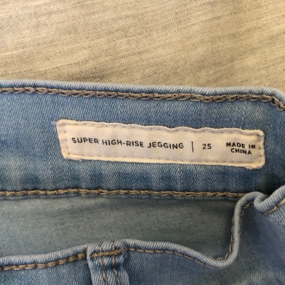 Light blue wash skinny jeans - Picture 5 of 7